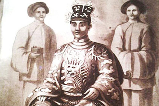 Bốn vị vua Việt lên ngôi vào Mùng 1 Tết