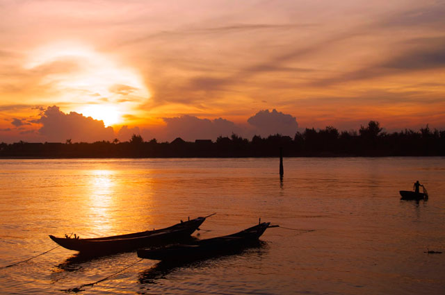 "Mục sở thị" dòng sông có lịch sử hào hùng nhất Việt Nam