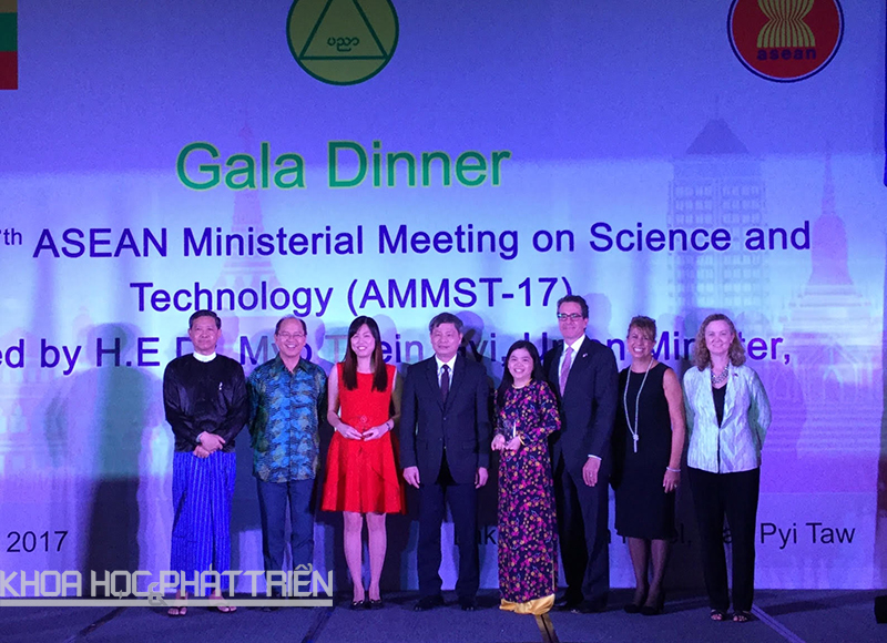 Nhà khoa học nữ Việt Nam đoạt giải nhất Giải thưởng ASEAN - Mỹ