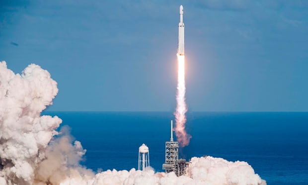 SpaceX muốn chế tạo tên lửa mạnh hơn cả Falcon Heavy