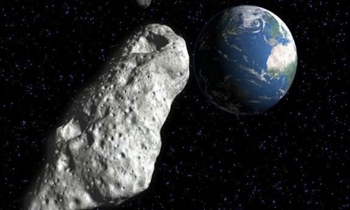 Tiểu hành tinh lớn bằng sân bóng đá bất ngờ bay lướt qua Trái Đất